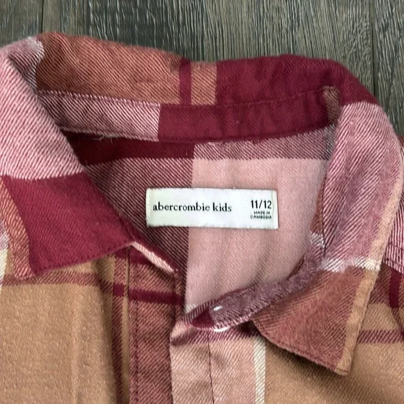 Cute Abercrombie, kids button down - Picture 2 of 2